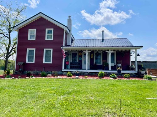 10531 Wood Rd, North Adams, MI, 49262-9752 | Card Image