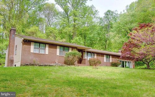 8608 Kratz Ln, BALTIMORE, MD, 21244-1017 | Card Image