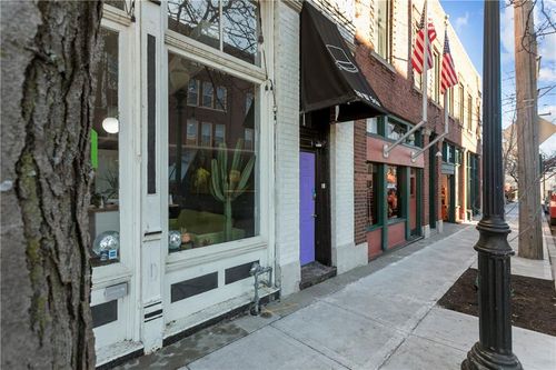 120-122 W 5th Street, Kansas City, MO, 64105 | Card Image