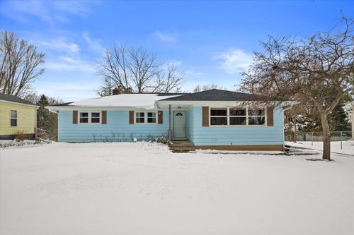 818 Redland Drive, Madison, WI, 53714 | Card Image