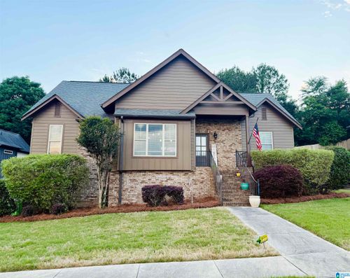 2186 Clairmont Dr, LEEDS, AL, 35094-7502 | Card Image