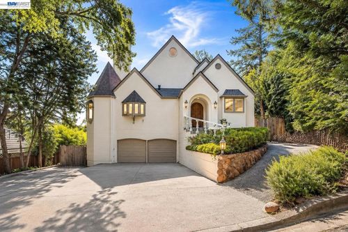 3 Lerner Dr, Calistoga, CA, 94515-1626 | Card Image