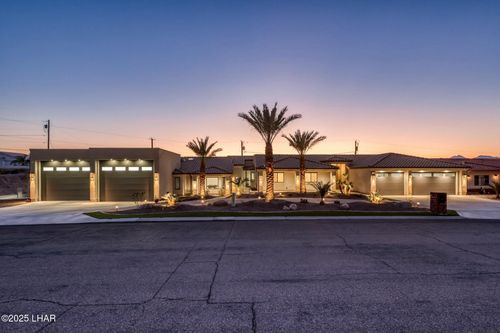 1381 Tamarack Dr, Lake Havasu City, AZ, 86404-1886 | Card Image