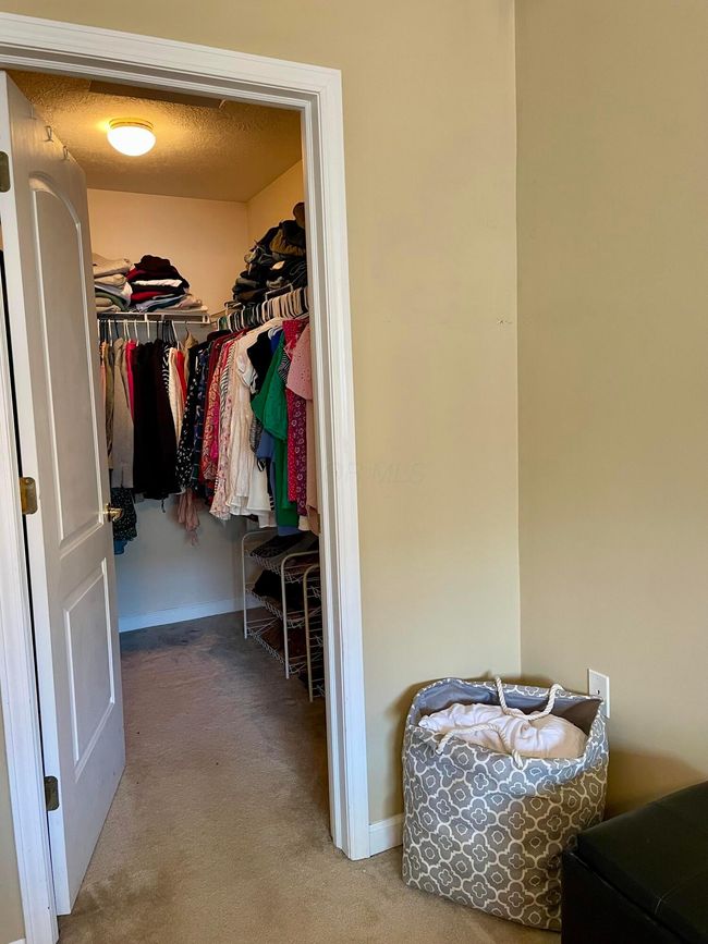 647 Spring Valley Dr, Condo with 2 bedrooms, 2 bathrooms and null parking in Lewis Center OH | Image 19