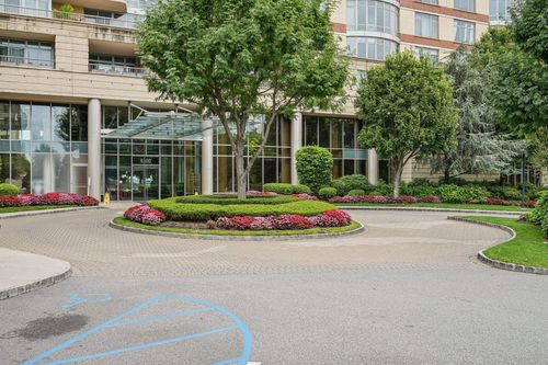 210-8100 River Rd, North Bergen, NJ, 07047-7206 | Card Image