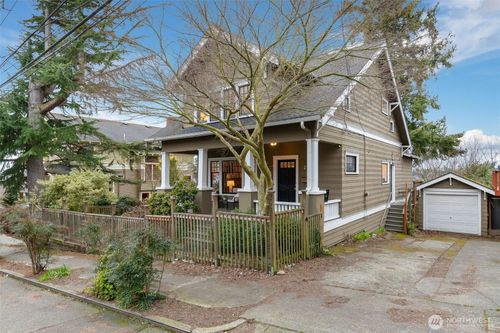 2531 11th Ave W, Seattle, WA, 98119-2504 | Card Image