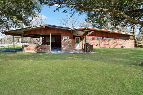 715 Highway 326 S, Sour Lake, TX, 77659-9661 | Card Image