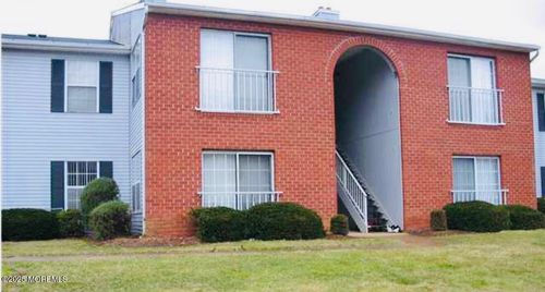 4-711 Zlotkin Cir, Freehold, NJ, 07728-4368 | Card Image