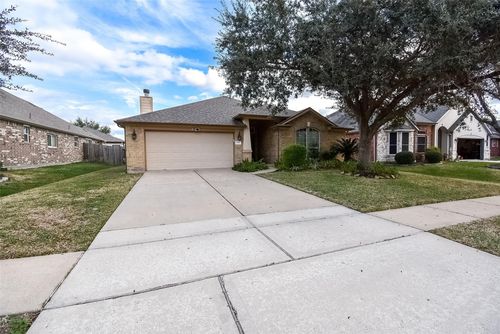 1805 Foxglove Dr, La Porte, TX, 77571-7591 | Card Image