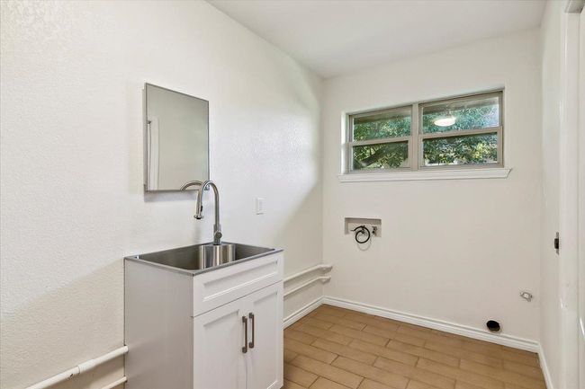640 Cactus St, House other with 3 bedrooms, 2 bathrooms and null parking in Bridge City TX | Image 23