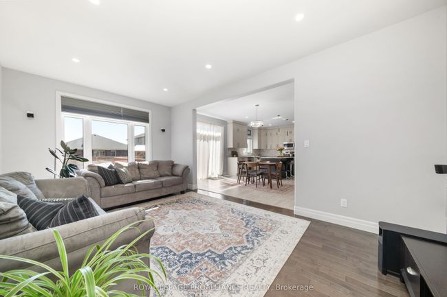 64 Crews Cres, House other with 4 bedrooms, 4 bathrooms and 4 parking in Trenton ON | Image 20