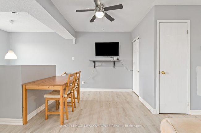 24 - 42A Stewart Maclaren Rd, Condo with 2 bedrooms, 1 bathrooms and null parking in Georgetown ON | Image 6