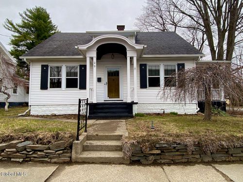 29 Ralph St, Ballston Spa, NY, 12020-1517 | Card Image