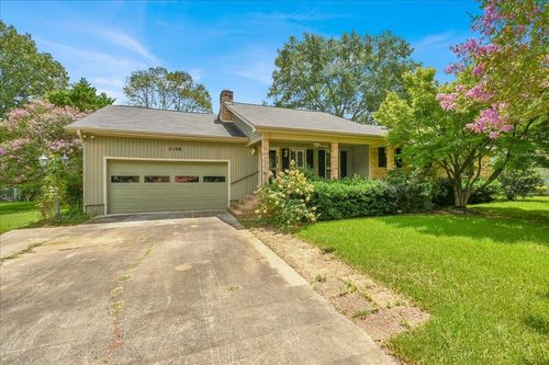 2106 Dialsdale Dr Sw, Cullman, AL, 35055-5550 | Card Image