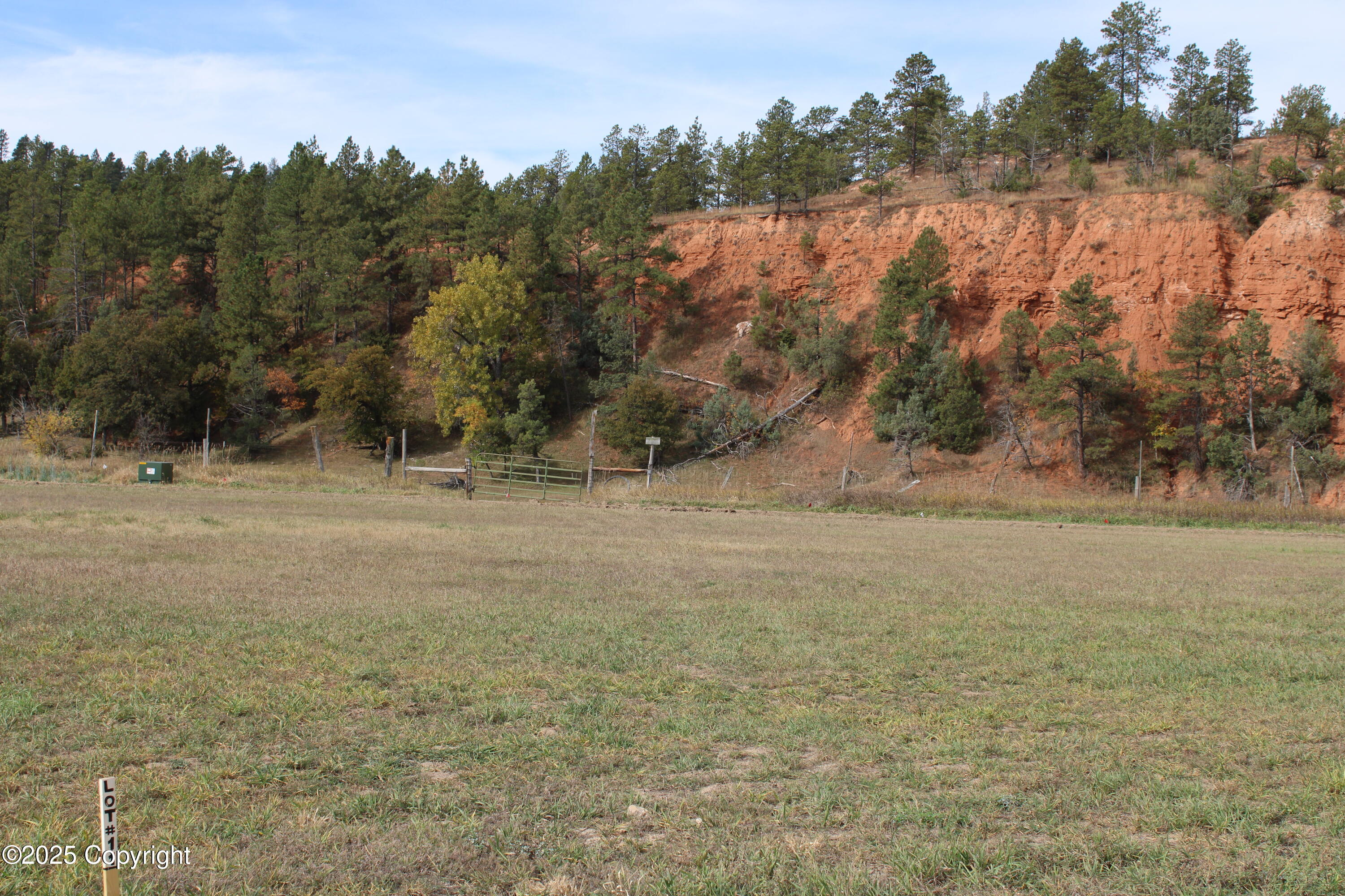 Land in Hulett
