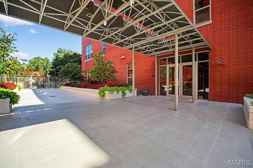 apt-302-6340 Clayton Rd, Richmond Heights, MO, 63117-2513 | Card Image