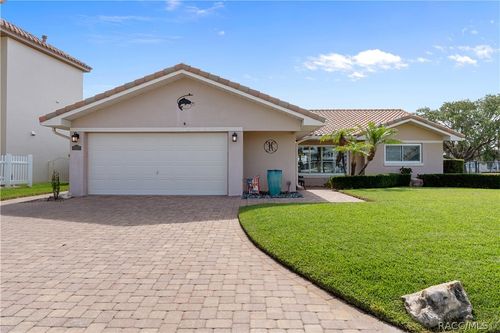 2221 N Kings Cove Pt, Crystal River, FL, 34429-5211 | Card Image