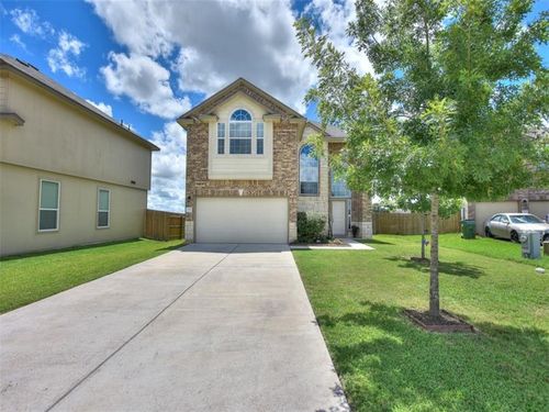 332 Foster Ln, Jarrell, TX, 76537-1172 | Card Image