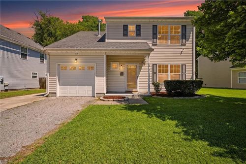105 Navajo Trl, Portsmouth, VA, 23701-2429 | Card Image
