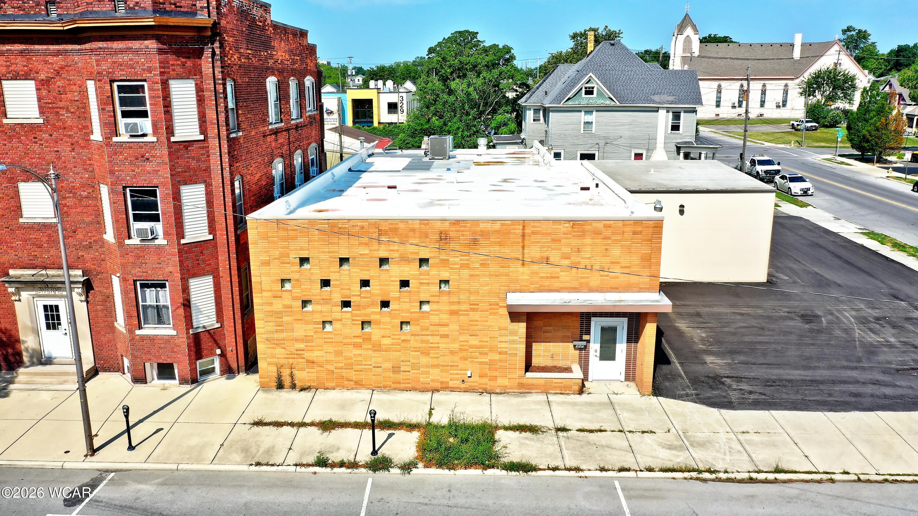 337 N Elizabeth St, For Sale in Lima - eXp Realty
