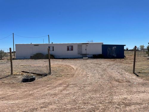 2 Hawaii Ct, Moriarty, NM, 87035-1105 | Card Image