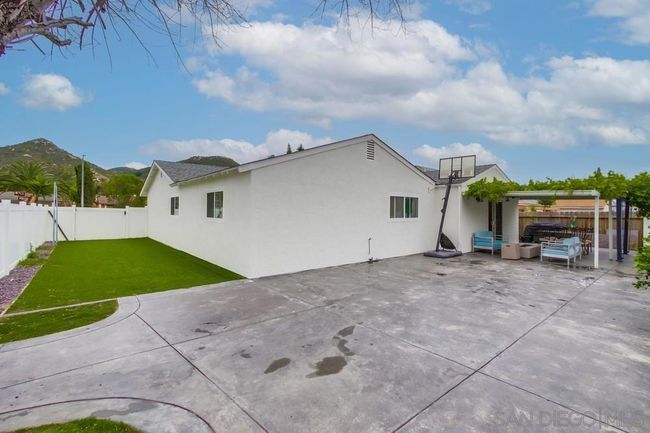 15380 Via La Gitano, House other with 4 bedrooms, 2 bathrooms and 5 parking in Poway CA | Image 35