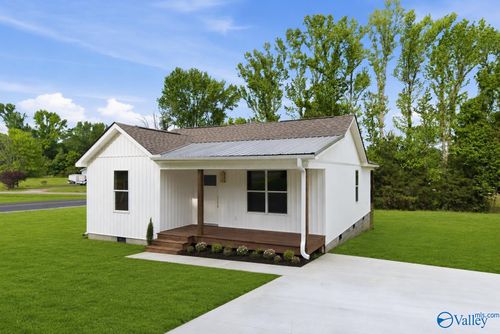 2253 Old Union Rd, Grant, AL, 35747-9091 | Card Image