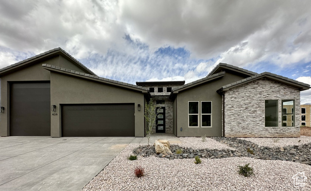 200 , LA Verkin, UT 84745