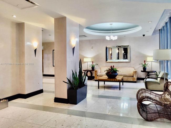 APT-2W - 3801 S Ocean Dr, Condo with 2 bedrooms, 2 bathrooms and null parking in Hollywood FL | Image 22