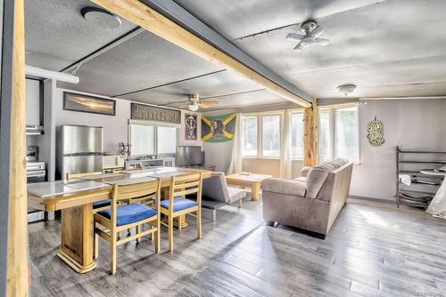 204-380 Martindale Rd, Parksville, BC, V9P1R7 | Card Image