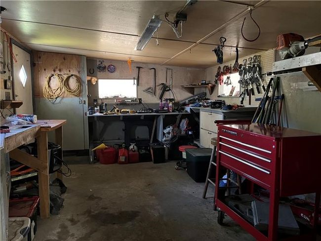 624 6 Th St, House other with 3 bedrooms, 2 bathrooms and 1 parking in Mather PA | Image 15
