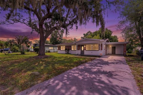 7815 Pine Hill Dr, Tampa, FL, 33617-8125 | Card Image