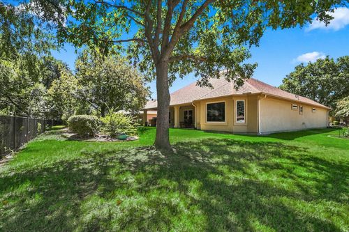 10512 Belvedere Dr, Denton, TX, 76207-8655 | Card Image
