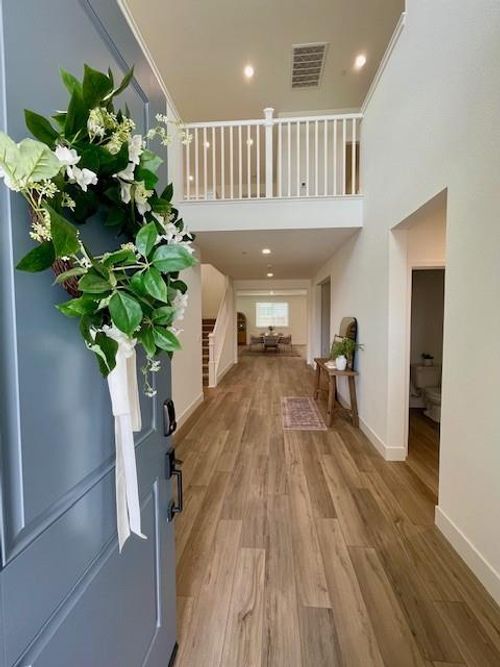 609 Silver Canoe Ct, Roseville, CA, 95747-7498 | Card Image