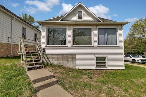 157 10th Ave N, Waite Park, MN, 56387-1021 | Card Image