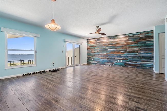 Dining Area | Image 10