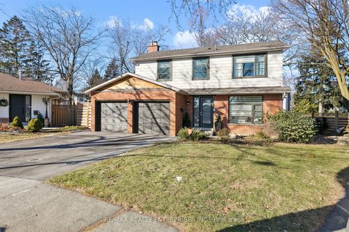 2442 Arioso Crt, Mississauga, ON, L5K1Y1 | Card Image