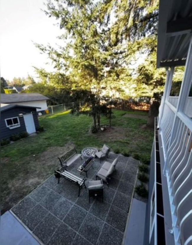 4012 204 B Street, House other with 5 bedrooms, 2 bathrooms and 8 parking in Langley BC | Image 32