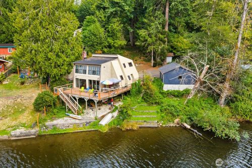 19605 330th Ave Ne, Duvall, WA, 98019-9752 | Card Image