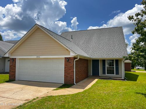 1043 Spanish Oak Blvd, Florence, MS, 39073-8141 | Card Image
