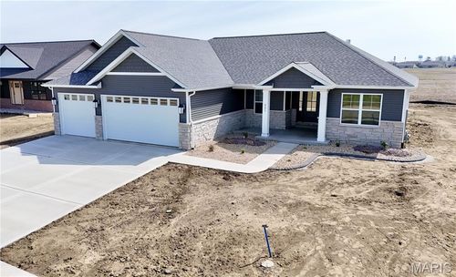 221 George Bush Blvd, Troy, IL, 62294 | Card Image