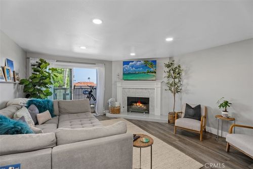 217-2501 S El Camino Real, San Clemente, CA, 92672-4046 | Card Image