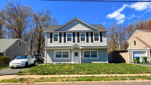 39 Caldwell Rd, Edison, NJ, 08817-4154 | Card Image