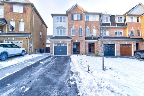 117 Decker Hollow Cir, Brampton, ON, L6X0L4 | Card Image