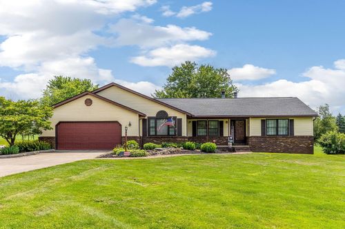 6651 Lancaster Rd, Hebron, OH, 43025-9596 | Card Image
