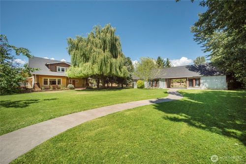 563 Rader Rd, Ellensburg, WA, 98926-7329 | Card Image