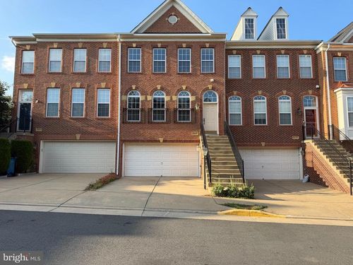 5669 Faircloth Ct, CENTREVILLE, VA, 20120-1991 | Card Image