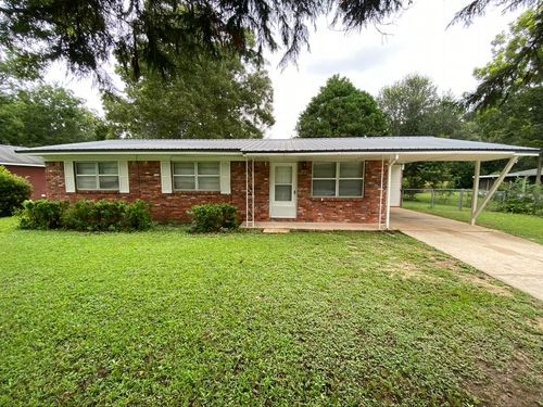 205 Powell Dr, Crestview, FL, 32536-1623 | Card Image