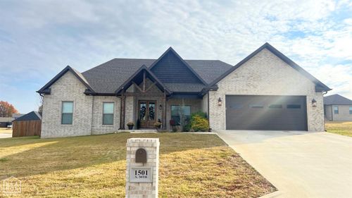 1501 S 30th St, Paragould, AR, 72450-5388 | Card Image