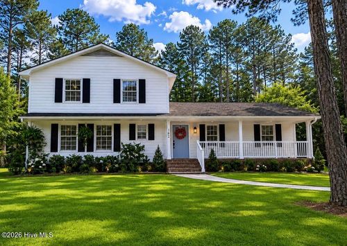 102 E Baywood Ln, Greenville, NC, 27834-6902 | Card Image